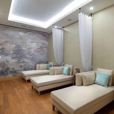Doubletree By Hilton Centre 5* Antalya